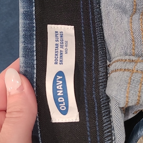 Old Navy Jeans - Picture 3 of 4